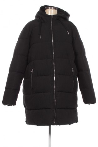 Γυναικείο μπουφάν ONLY Carmakoma, Μέγεθος L, Χρώμα Μαύρο, Τιμή 31,29 €
