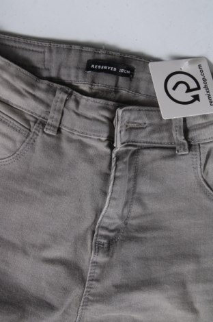 Kinderjeans Reserved, Größe 12-13y/ 158-164 cm, Farbe Grau, Preis € 4,49