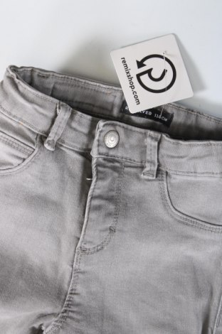 Kinderjeans Reserved, Größe 4-5y/ 110-116 cm, Farbe Grau, Preis € 6,49