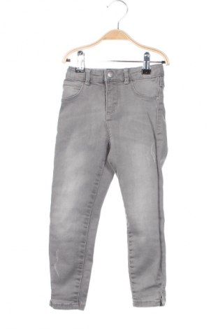 Kinderjeans Reserved, Größe 4-5y/ 110-116 cm, Farbe Grau, Preis 6,49 €