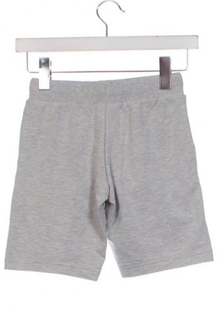 Kinder Shorts Nukutavake, Größe 6-7y/ 122-128 cm, Farbe Grau, Preis 5,79 €