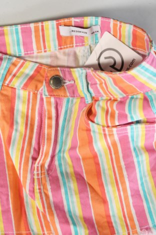 Kinder Shorts Reserved, Größe 9-10y/ 140-146 cm, Farbe Mehrfarbig, Preis 5,12 €