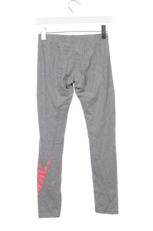 Detské legíny  Nike, Veľkosť 13-14y/ 164-168 cm, Farba Sivá, Cena  16,75 €