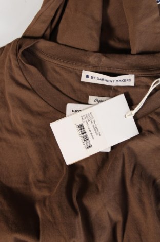 Pánské tričko  By Garment Makers, Velikost M, Barva Hnědá, Cena  409,00 Kč