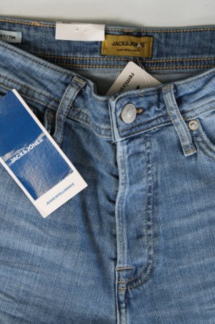 Męskie jeansy Jack & Jones, Rozmiar S, Kolor Niebieski, Cena 67,99 zł