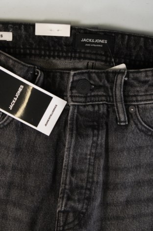 Ανδρικό τζίν Jack & Jones, Μέγεθος S, Χρώμα Γκρί, Τιμή 16,99 €