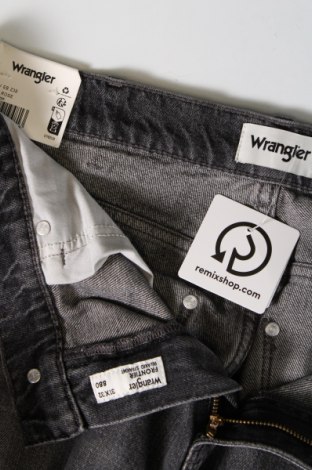 Blugi de bărbați Wrangler, Mărime S, Culoare Gri, Preț 113,99 Lei