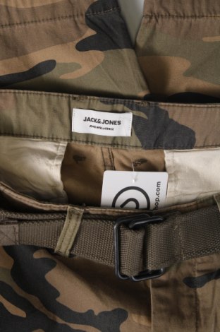 Pánske kraťasy  Jack & Jones, Veľkosť S, Farba Zelená, Cena  9,95 €