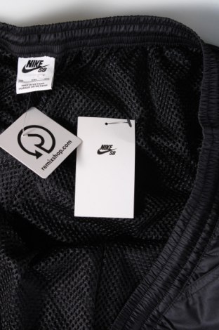 Pantaloni scurți de bărbați Nike, Mărime 3XL, Culoare Negru, Preț 91,99 Lei