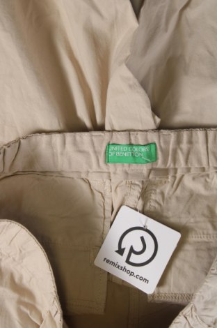 Pantaloni scurți de bărbați United Colors Of Benetton, Mărime XS, Culoare Bej, Preț 61,99 Lei