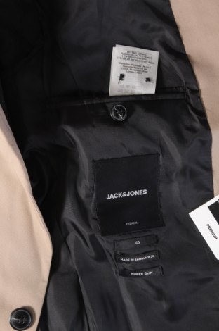 Мъжки костюм Jack & Jones PREMIUM, Размер L, Цвят Бежов, Цена 149,99 лв.