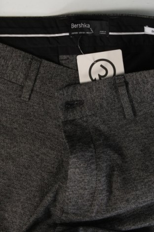 Herrenhose Bershka, Größe S, Farbe Grau, Preis 6,49 €