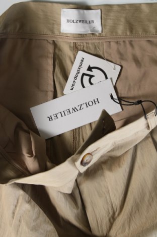 Pantaloni de bărbați Holzweiler, Mărime L, Culoare Bej, Preț 201,99 Lei