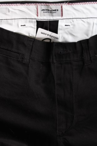 Pantaloni de bărbați Jack & Jones, Mărime M, Culoare Negru, Preț 68,99 Lei