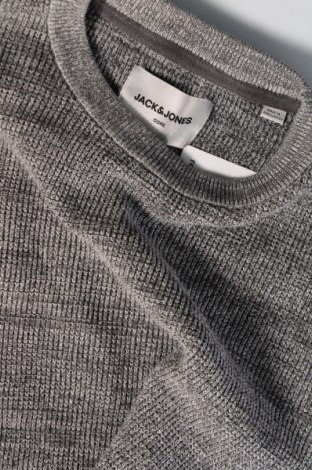 Мъжки пуловер Jack & Jones, Размер S, Цвят Сив, Цена 34,99 лв.