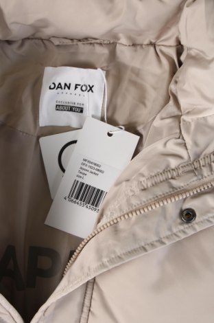 Herrenjacke Dan Fox X About You, Größe L, Farbe Beige, Preis 54,49 €