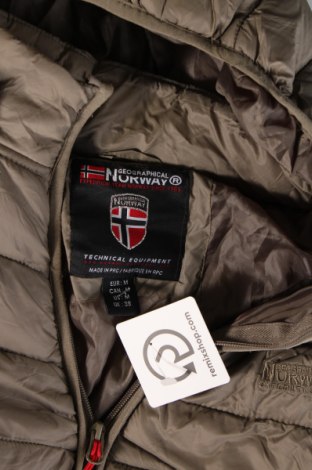 Мъжко яке Geographical Norway, Размер M, Цвят Зелен, Цена 106,99 лв.