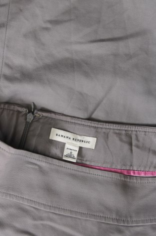 Rock Banana Republic, Größe XS, Farbe Grau, Preis € 3,99