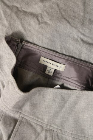 Rock Banana Republic, Größe S, Farbe Grau, Preis € 3,99