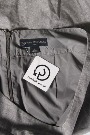 Rock Banana Republic, Größe M, Farbe Grau, Preis 5,99 €