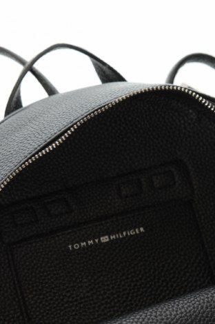 Ruksak  Tommy Hilfiger, Barva Černá, Cena  3 479,00 Kč