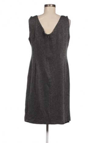 Kleid, Größe XL, Farbe Silber, Preis 29,67 €