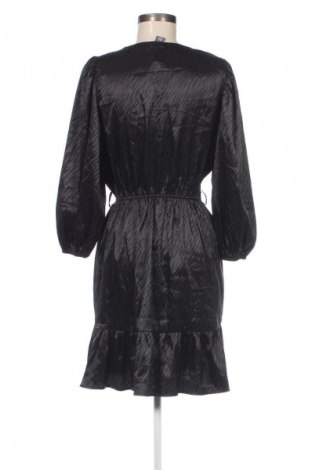 Kleid, Größe M, Farbe Schwarz, Preis € 5,99