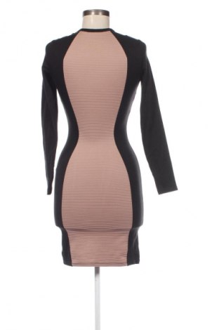 Kleid, Größe S, Farbe Mehrfarbig, Preis € 4,99