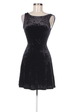 Kleid, Größe S, Farbe Schwarz, Preis 5,99 €