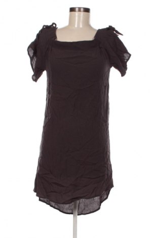 Kleid Bobeau, Größe XS, Farbe Grau, Preis 8,49 €