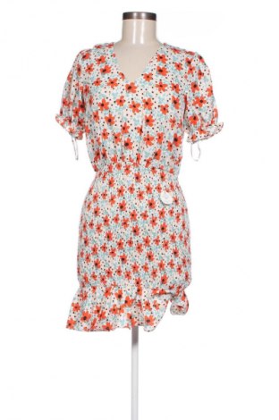 Kleid Chi Chi, Größe M, Farbe Mehrfarbig, Preis € 55,99