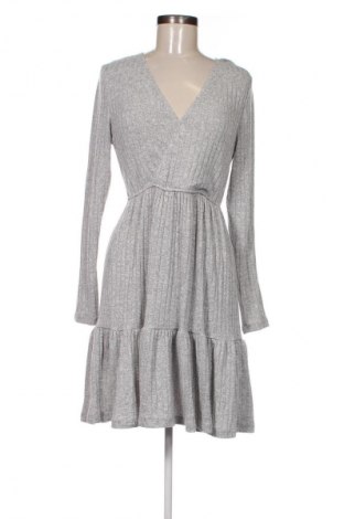 Kleid Cupshe, Größe M, Farbe Grau, Preis € 6,99