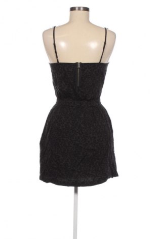 Kleid Eliot, Größe S, Farbe Schwarz, Preis 10,49 €