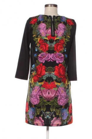 Rochie H&M, Mărime S, Culoare Multicolor, Preț 33,99 Lei