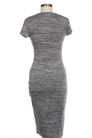 Kleid Ivivi, Größe M, Farbe Grau, Preis 6,49 €