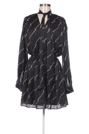 Kleid MSGM, Größe M, Farbe Schwarz, Preis € 479,79