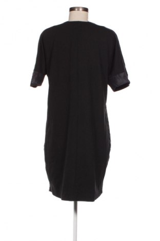 Rochie One Two, Mărime M, Culoare Negru, Preț 39,99 Lei