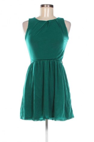 Kleid Pull&Bear, Größe S, Farbe Grün, Preis € 9,49