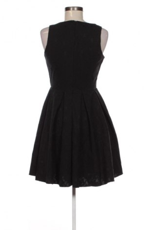 Kleid SH by Silvian Heach, Größe S, Farbe Schwarz, Preis 29,99 €