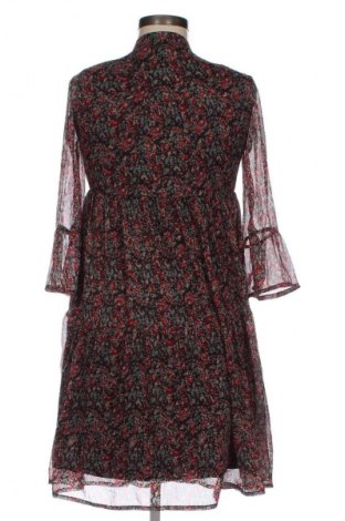 Kleid Vero Moda, Größe XS, Farbe Mehrfarbig, Preis € 18,99