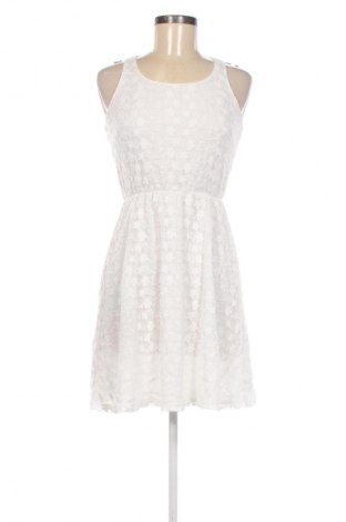Kleid Wow, Größe M, Farbe Weiß, Preis € 20,29