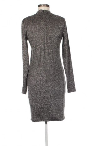 Kleid Y.A.S, Größe XL, Farbe Silber, Preis € 19,57