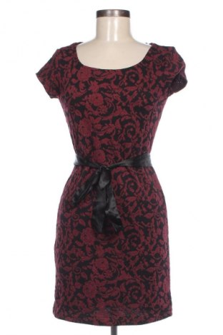 Kleid Yessica, Größe S, Farbe Rot, Preis € 5,49