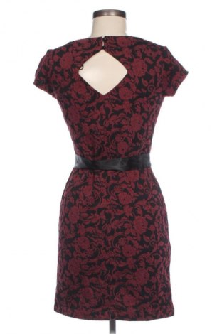 Kleid Yessica, Größe S, Farbe Rot, Preis 6,29 €