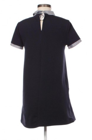 Kleid Zara Trafaluc, Größe M, Farbe Blau, Preis € 15,67