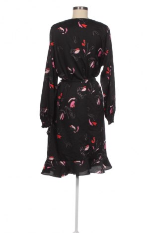 Kleid Zizzi, Größe M, Farbe Schwarz, Preis 5,99 €