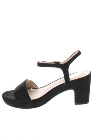 Sandale About You, Mărime 41, Culoare Negru, Preț 88,99 Lei