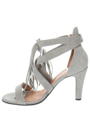 Sandalen Cream, Größe 40, Farbe Grün, Preis € 81,52