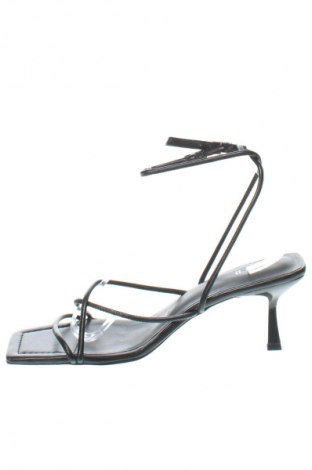 Sandalen Edited, Größe 40, Farbe Schwarz, Preis 13,99 €