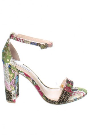 Sandale Steve Madden, Mărime 40, Culoare Multicolor, Preț 329,99 Lei